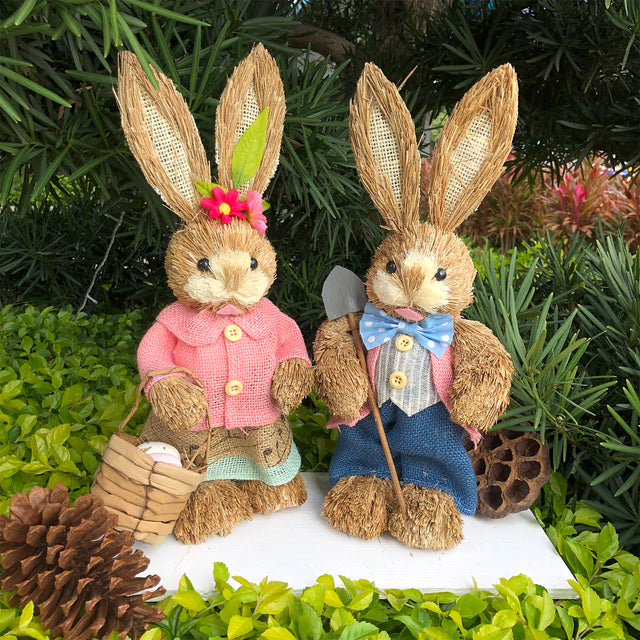 A Spring Straw Rabbit Decor